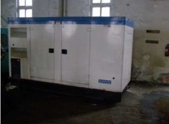 新野康明斯150kw大型柴油二手发电机组