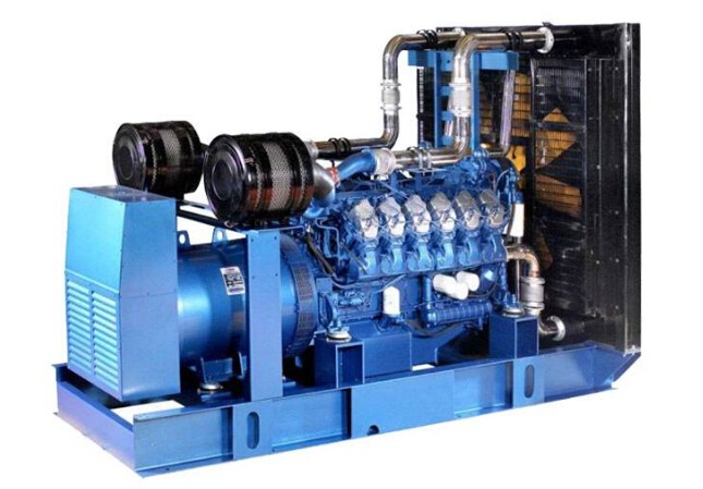 新野康明斯30kw小型柴油二手发电机组